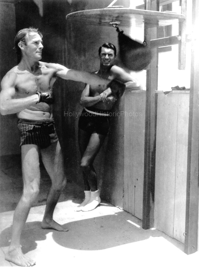 1940 2 With Cary Grant wm.jpg
